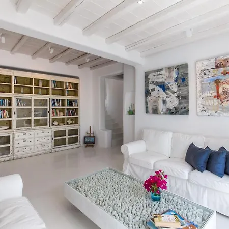 Rocky Mansion Agrari (Mykonos)