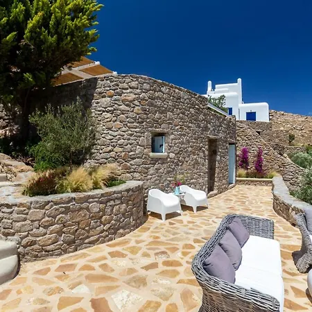 Rocky Mansion Villa *